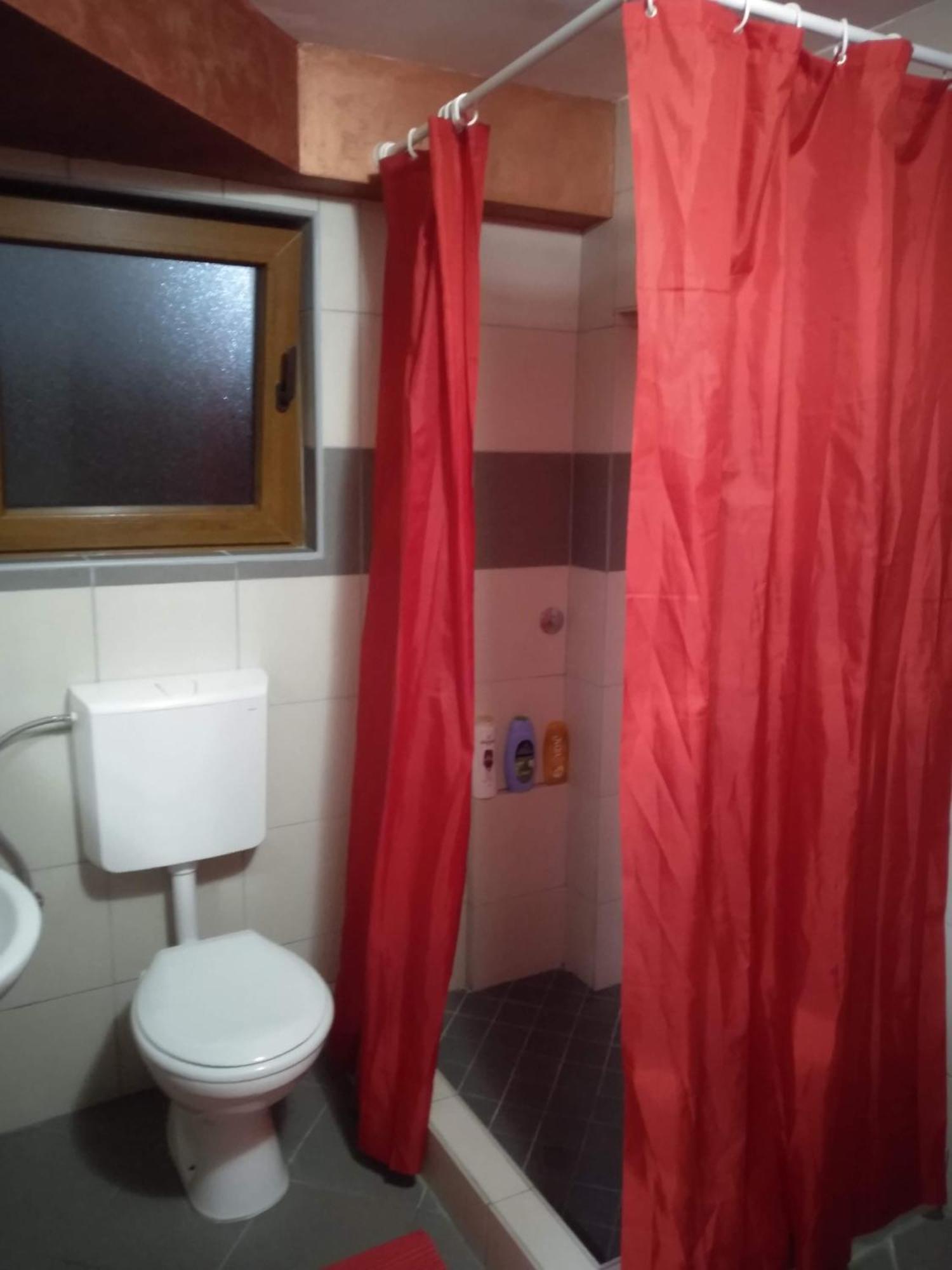 Apartments Popovic Ποντγορίτσα Εξωτερικό φωτογραφία